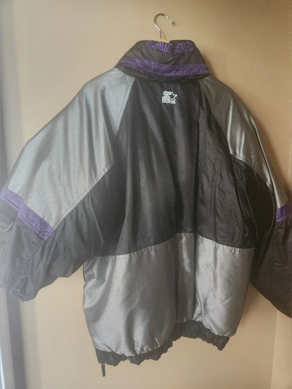 Lakers 90's Vintage Puff Starter Coat XL